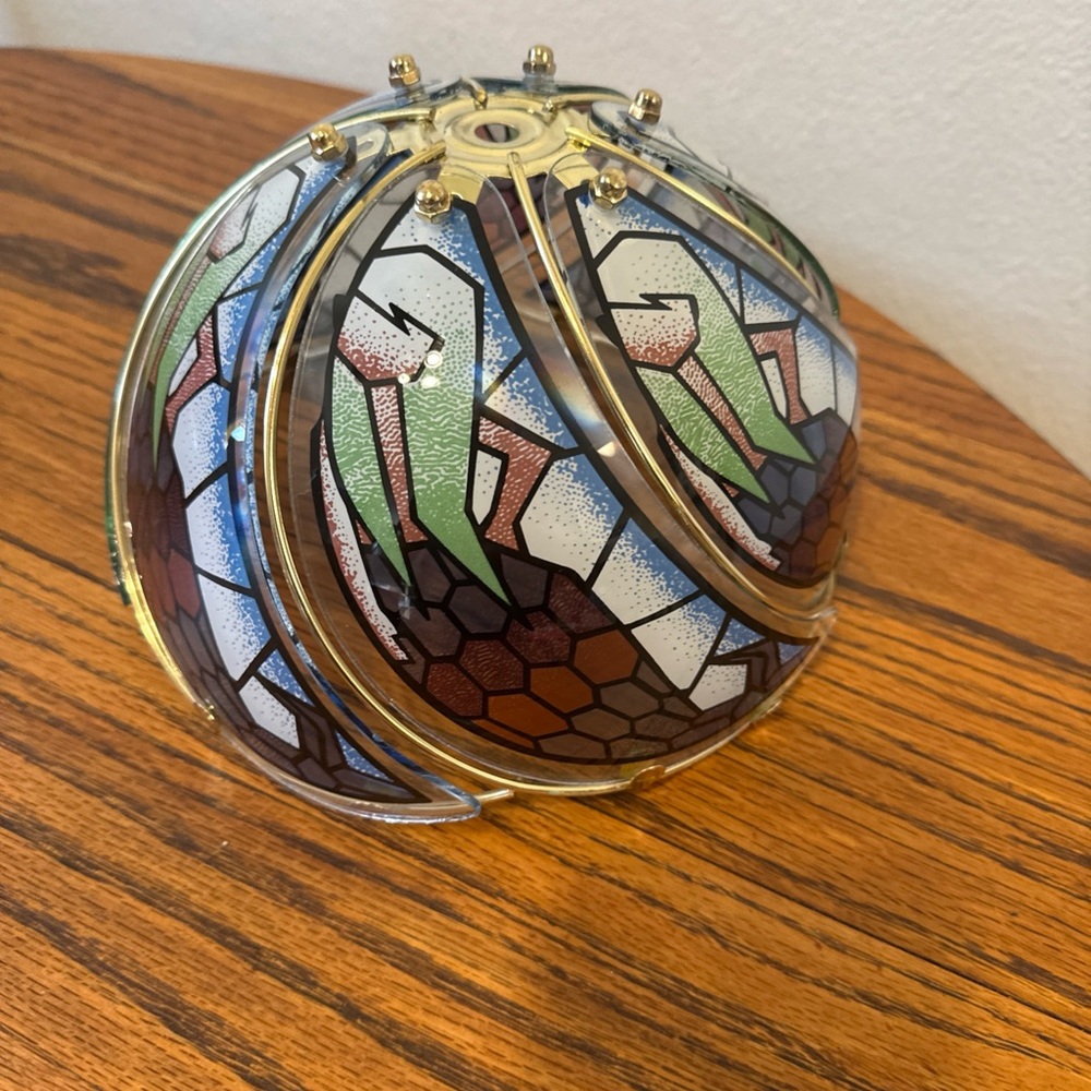 Decorative Stained Glass vintage stained glass lap shade - Picture 1 of 4